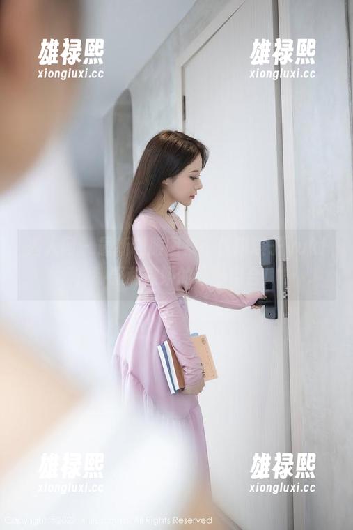 秀人网-优琪琪子yuki 秀人网 - 最新制服图集:优琪琪子yuki,制服和撒娇的奇妙组合!