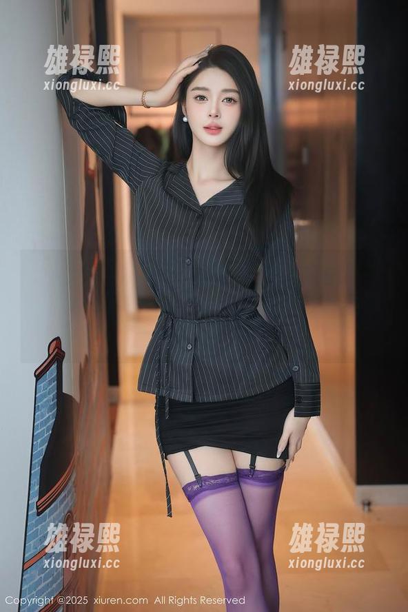 秀人网 - 这份校服图包里，土肥圆Carol教你如何把‘土’变成可爱的绝招，值得分享！