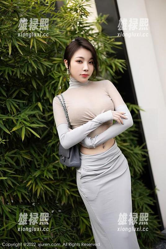 秀人网-安然anran 秀人网 - 想不通的安然anran双人高清图册,凝视深邃的眼神,这种电流感觉。