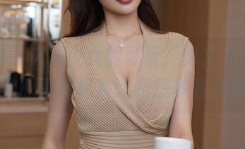 秀人网 - 这届少女的可爱，林文文yooki的原图写真集让我想多看几眼