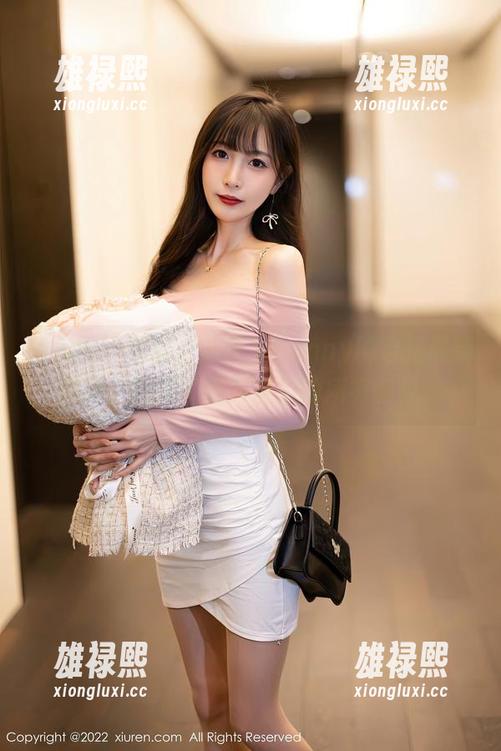 秀人网-陈梵妮Fanny 秀人网 - 哇塞,陈梵妮Fanny的自拍最新作品,打破了我对自拍的所有偏见。