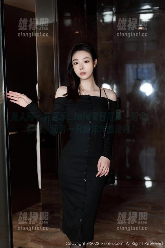 秀人网 - 陶喜乐_lele夏日写真：阳伞、沙滩、还有一只懒洋洋的海鸥？