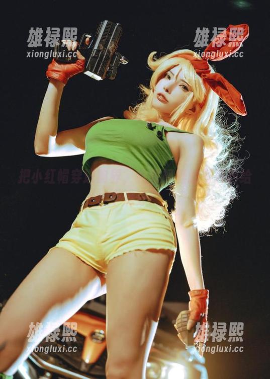 把小红帽穿进狗界，秋和柯基的写真该给个满分！