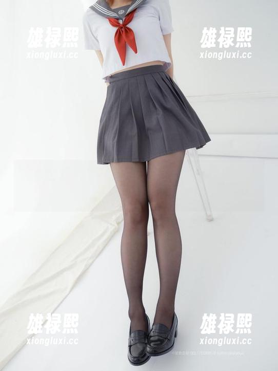 紧急企划 - 小恩的小海边：每张原图里都藏着无尽的精选可能性