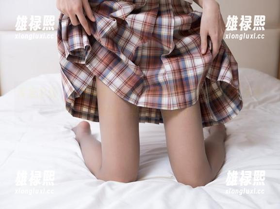 紧急企划 - 校服里的小恩，资源蕴藏，可是我这个年纪的回忆啊，真是太复杂了。
