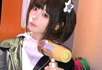 社会主流和兔女郎：蠢沫沫的图库资源解析