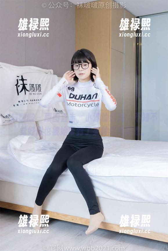 袜啵啵-小淳 袜啵啵 - 原图直击,小淳的红裙,不知不觉好像也被她带到了某种红色幻想。