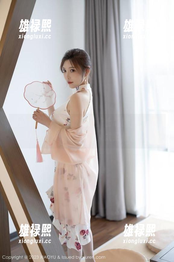 语画界-程程程 语画界 - 看了程程程的护士制服,我已经把原图设成壁纸了,太犯规了!