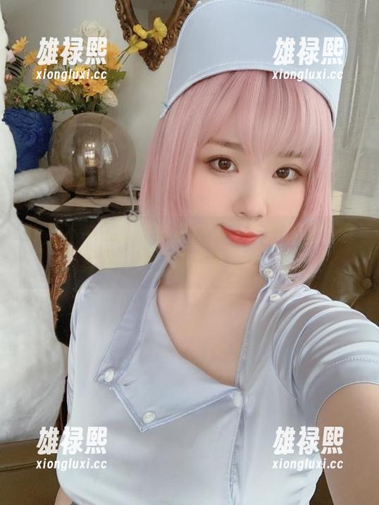 作品不一样的超皮皮皮奶：自拍让我发现真爱，不，应该说是镜头！