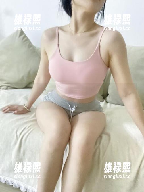 微密圈 - 不看抱歉！铁锤姐姐的白衬衫高清图包让人过目不忘