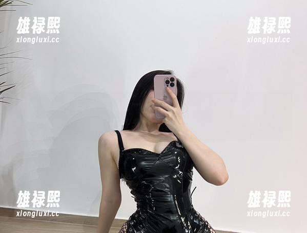 微密圈 - 铁锤姐姐的这一抹春光，高清作品集，咳，不小心让我胡思乱想了。