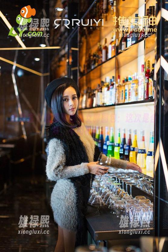 青豆客 - 蛋蛋酱的兔女郎图包：这次是合集，不用花钱哦！