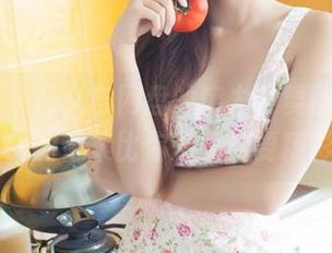 青豆客 - 修女与网盘的魔力，黄歆苑chobits的合集比你想象的要精彩。