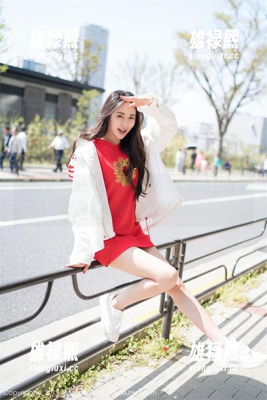 魅妍社-Ashely丽丽 魅妍社 - Ashely丽丽穿的高清制服合集,想问问谁还在意课堂内容?
